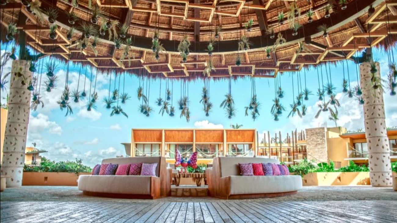 Hermoso Hotel